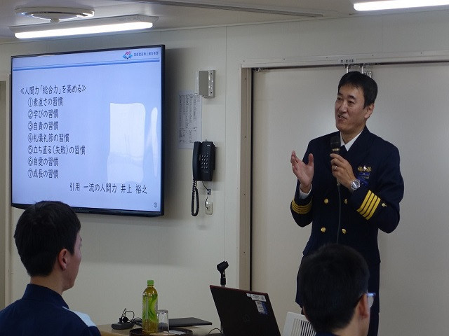 四本部交通部長による講話